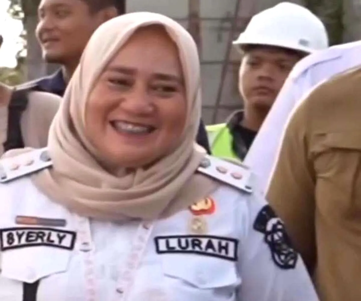 Viral Lurah Paya Pasir Diduga Ejek Warga, Syerly Sampaikan Permintaan Maaf ke Publik Duduk Perkara Video Viral Lurah Paya Pasir, Permintaan Maaf hingga Respons Inspektorat