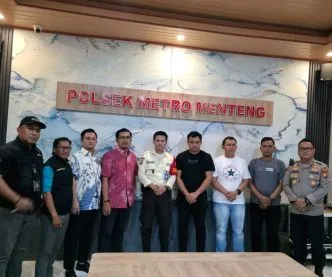 Terungkap, Tiga Penumpang Alphard yang Intimidasi Satpam Bundaran HI Ternyata Anggota Polda Jabar Fakta Baru Kasus Alphard di Bundaran HI, Tiga Anggota Polda Jabar Jalani Pemeriksaan Propam