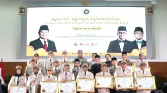 Kemenhaj Beri Penghargaan kepada Polri, Dinilai Berperan Penting Sukseskan Haji