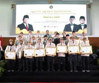 Kemenhaj Beri Penghargaan kepada Polri, Dinilai Berperan Penting Sukseskan Haji