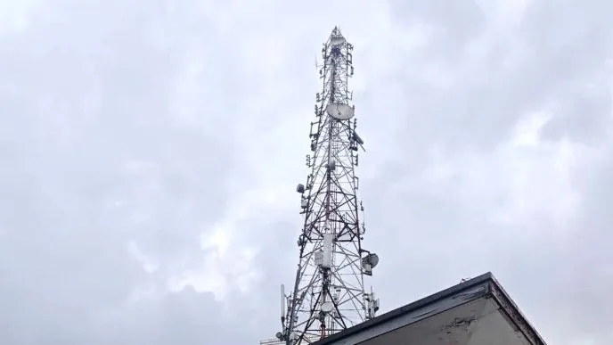 Komdigi Bidik Internet Indonesia 100 Mbps dalam 2 Tahun, Ini Strategi Pemerintah Percepat Koneksi Nasional