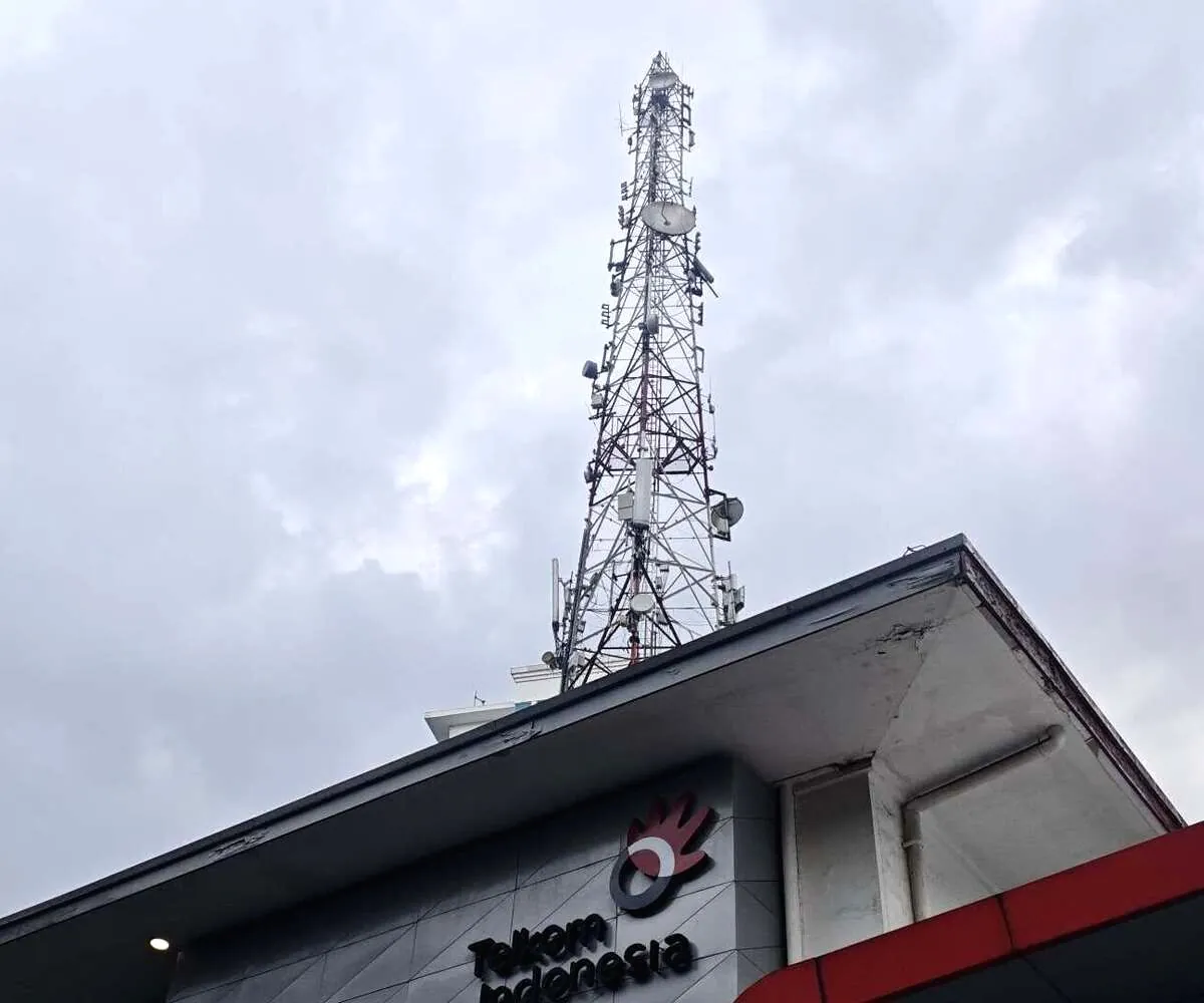 Kecepatan Internet Nasional Ditargetkan Tembus 100 Mbps, Komdigi Dorong Investasi Besar Operator Telekomunikasi Komdigi Bidik Internet Indonesia 100 Mbps dalam 2 Tahun, Ini Strategi Pemerintah Percepat Koneksi Nasional