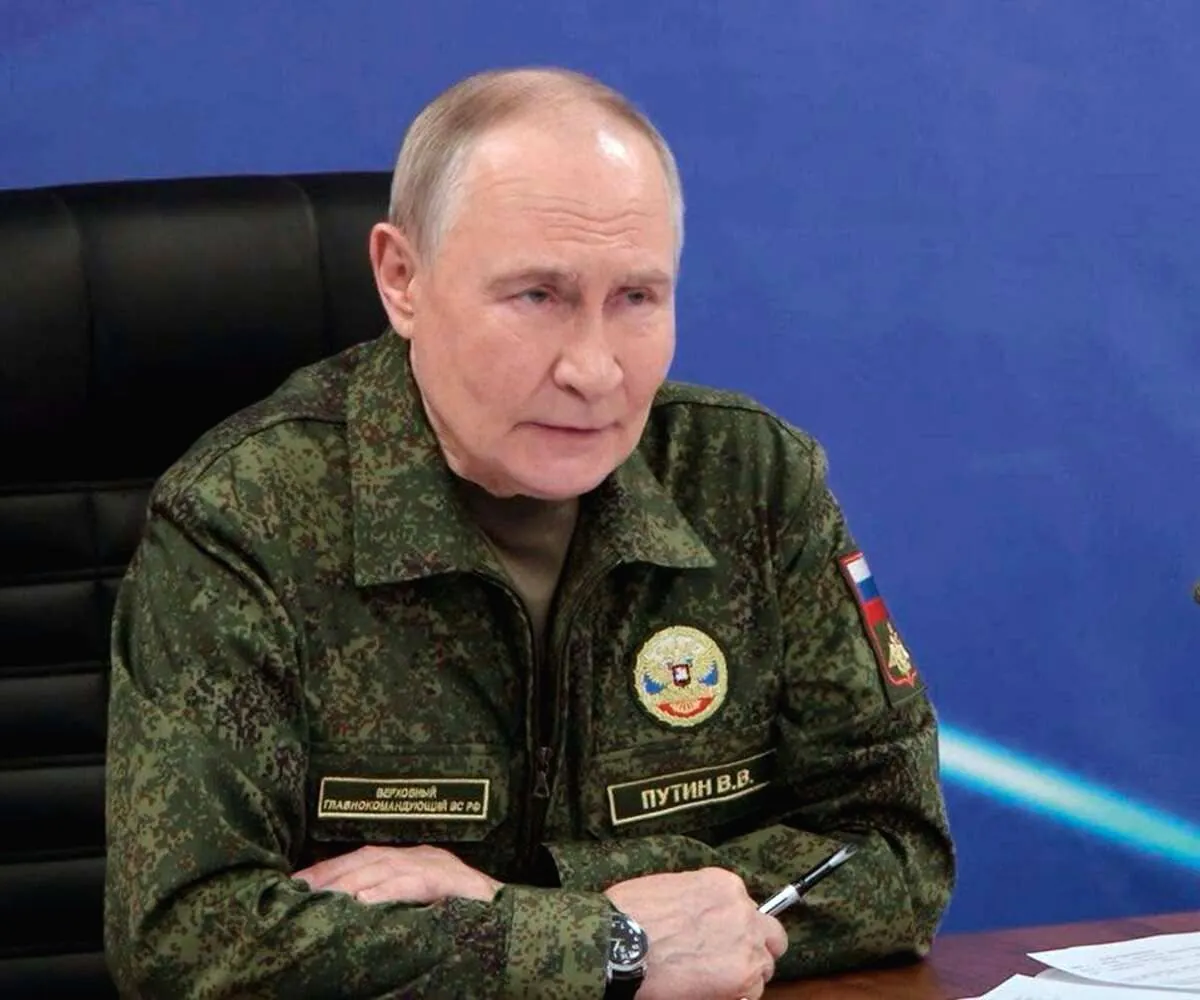 Vladimir Putin Akui Pasokan BBM Terganggu, Rusia Hentikan Ekspor Solar Krisis BBM Rusia Makin Serius, Pemerintah Larang Ekspor Solar dan Siap Impor Produk Minyak