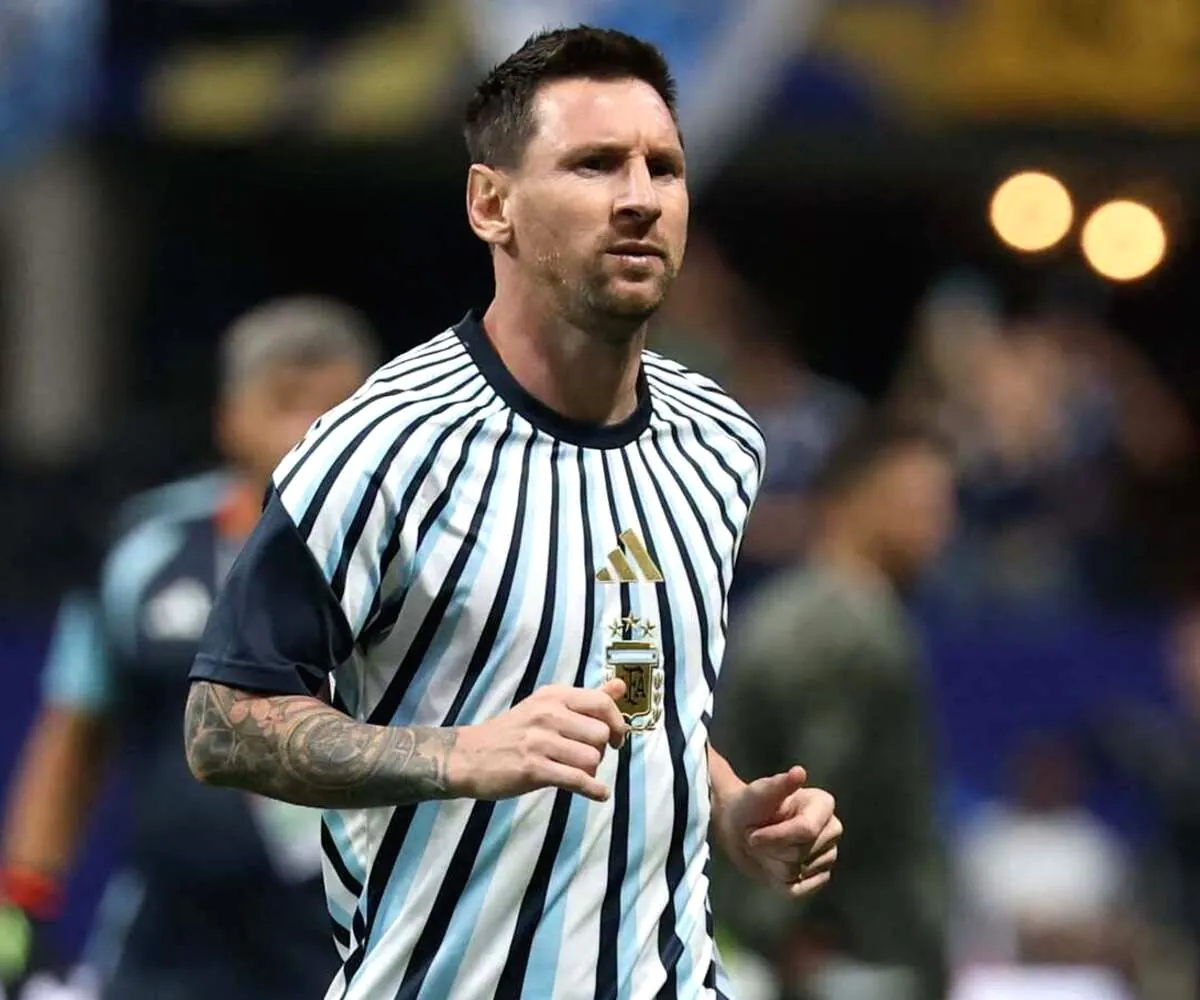 Messi Heran Kemenangan Argentina Disebut Kontroversial, Tegaskan Wasit dan VAR Sudah Tepat Messi Respons Tudingan Kontroversi Usai Argentina Singkirkan Mesir di Piala Dunia