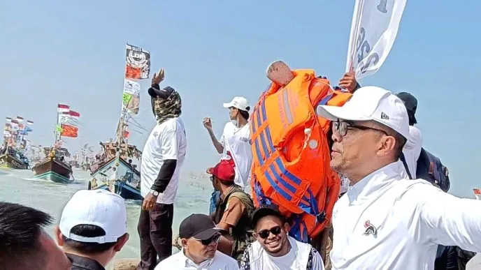 PSI Klaim Jokowi Effect Dongkrak Keanggotaan di Lampung, Bertambah 6.000 Orang Usai Kunjungan Safari Politik Jokowi Berlanjut ke NTT Setelah PSI Klaim Lonjakan Anggota di Lampung