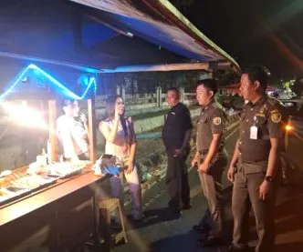 Satpol PP Turun Tangan, Angkringan Tobrut di Kajen Dikeluhkan Warga karena Temuan Miras dan Kondom