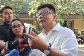 Don ritto kuasa hukum konferensi pers