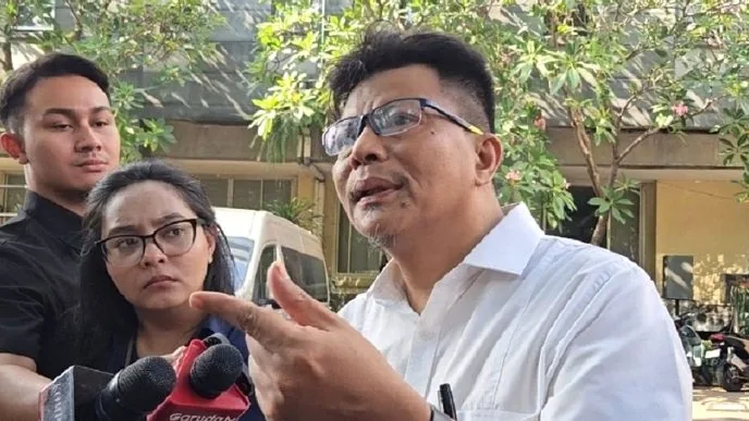 Don ritto kuasa hukum konferensi pers