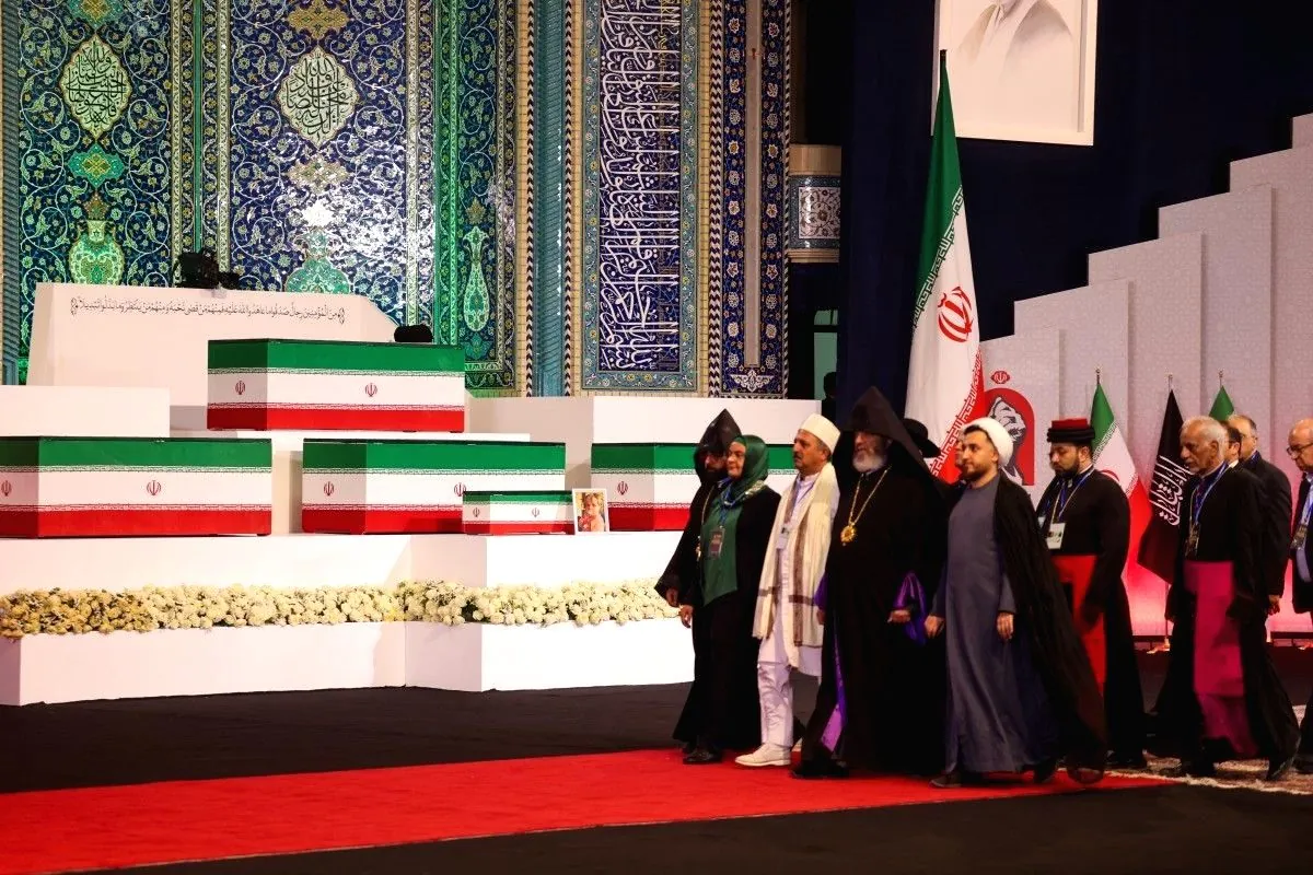 Dubes RI Untuk Iran Rolliansyah Soemirat Hadiri Upacara Penghormatan Terakhir Ayatollah Ali Khamenei Dubes ri teheran pemakaman khamenei