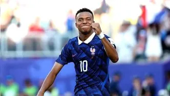 Kylian mbappe penalti prancis