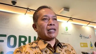 Menkop Ferry Juliantono Sebut Kopdes Merah Putih Berhak Kelola Tambang, Pabrik CPO hingga Dirikan Bank Menkop ferry juliantono kopdes merah putih tambang