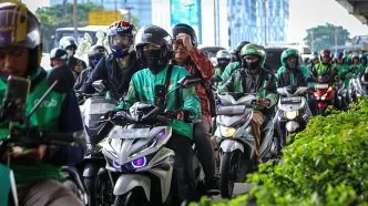 Pengemudi ojol komisi aplikator 8 persen