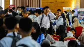 PHK Massal Makin Mengkhawatirkan, Apindo Sebut 126 Ribu Pekerja Kehilangan Pekerjaan dalam 5 Bulan Phk massal indonesia