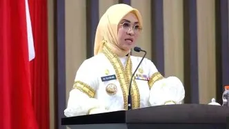 Profil bupati gowa sitti husniah talenrang