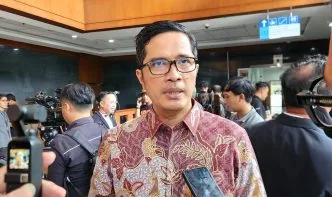 Profil febri diansyah kuasa hukum febrie adriansyah
