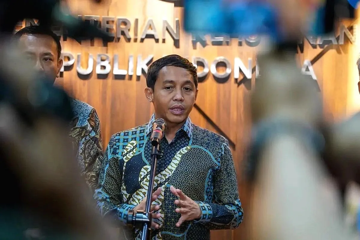 Kasus Amplop Bupati Kuansing, Raja Juli Antoni Berpotensi Jadi Tersangka Jika Unsur Suap Terbukti Raja juli berpotensi tersangka