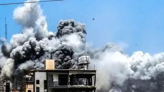 Tentara israel ledakkan pabrik