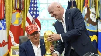 Final Argentina vs Spanyol: Donald Trump Dipastikan Ikut Serahkan Trofi Juara Piala Dunia 2026 Trump infantino serahkan trofi piala dunia