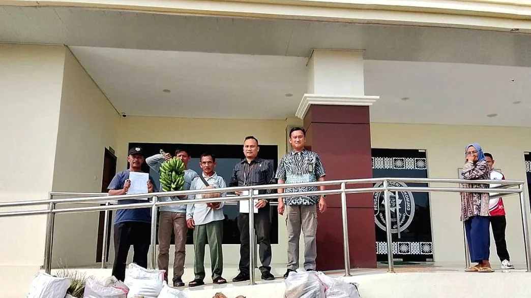 3 petani Didenda Rp 3 miliar karena tuduhan garap HGU kelapa sawit
