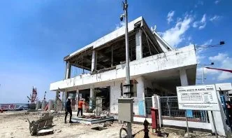 Dampak gempa bumi di Pelabuhan Laurentius Say NTT