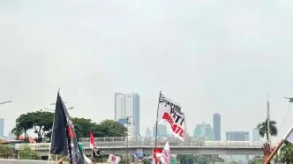 Komdigi Soroti Live Streaming Demo DPR: Kejar Viral hingga Monetisasi Jadi Perhatian Demo DPR Disiarkan Langsung, Komdigi Soroti Konten Sensasional dan Fitur Gift
