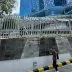 Ramai Dibahas Warganet, Pagar Tinggi di Mal Ternyata Punya Alasan yang Berbeda dari Dugaan Publik