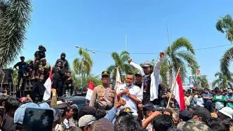 Demo Massa Rusuh di Pati: Camat Tayu Akhirnya Cabut Larangan Sound Horeg Usai Dilempari Botol Demo larangan sound horeg pati