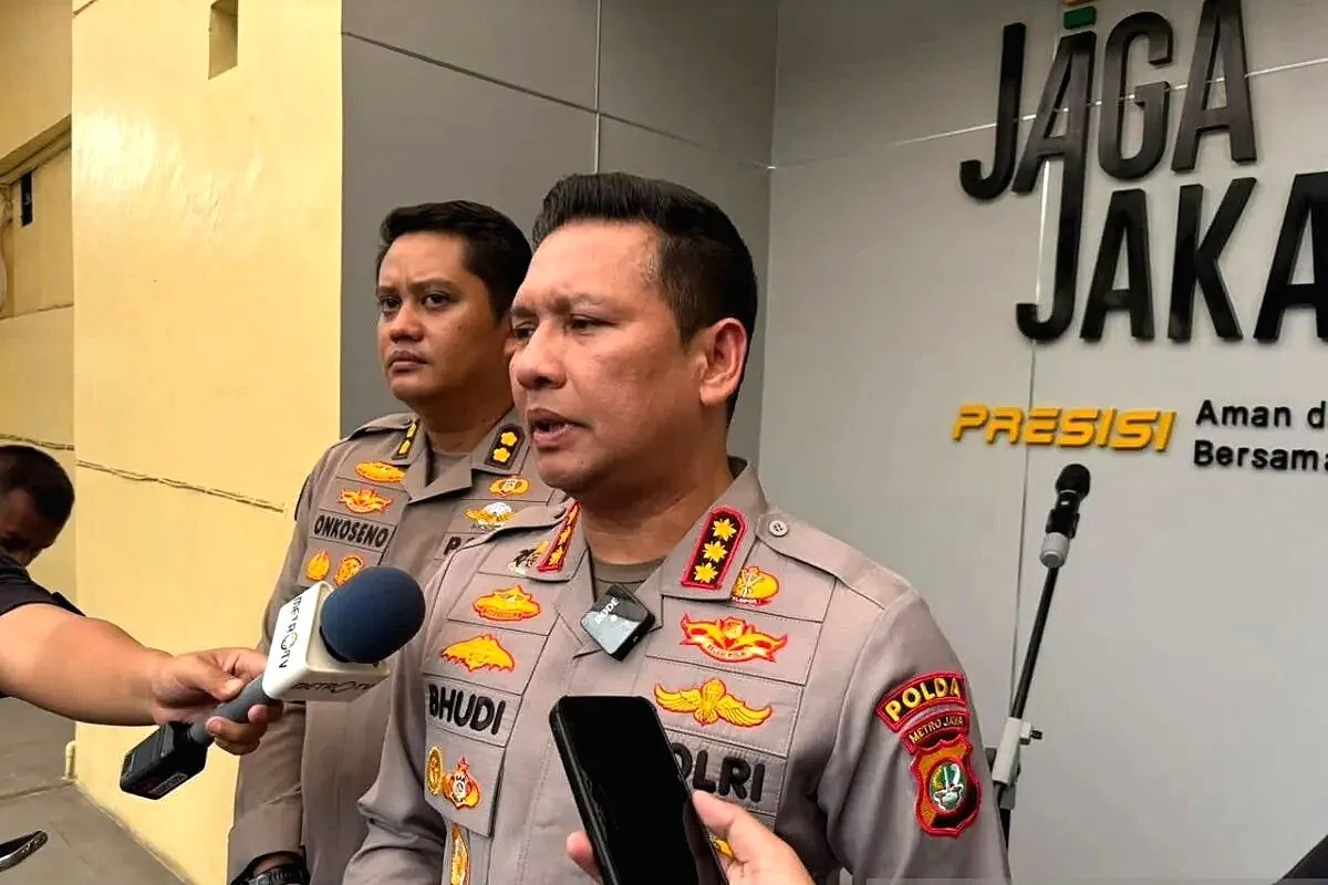 Ternyata Polda Polda Metro Jaya yang Minta “Penundaan Transaksi Dana” AMPB Bukan Pemblokiran Rekening, Apa Bedanya? Kabid humas metro jaya memberi keterangan
