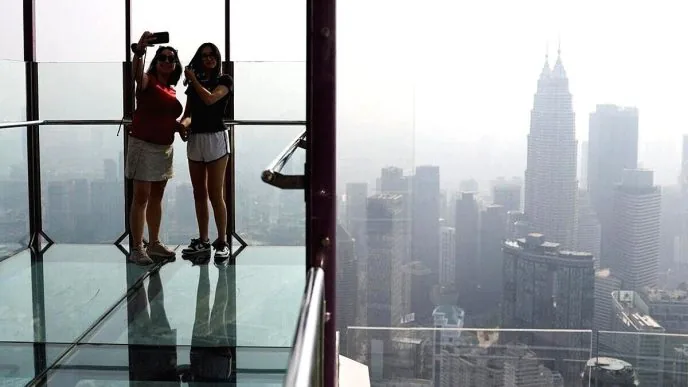Kabut asap malaysia dari indonesia