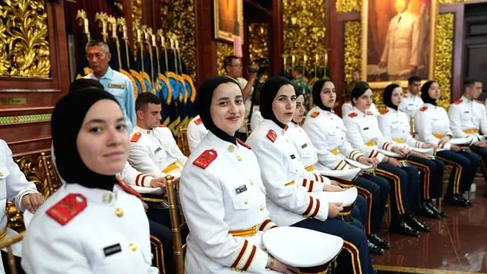 Kadet unhan dari palestina berhijab