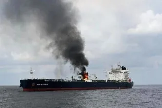 Kapal Kargo Disambar Rudal di Laut Merah: Tiga Awak Tewas, Satu Korban Warga Negara Indonesia! Kapal kargo diserang houthi 3 orang tewas ada wni