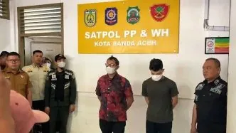 Kepala inspektorat aceh dicopot setelah ditangkap dengan pasangan sesama jenis
