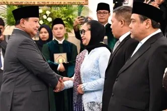 Sidang Praperadilan Lodewyk Ungkap Nanik S Deyang Sudah Punya Dapur SPPG Sebelum Menjabat di BGN Nanik s deyang diduga miliki sppg sebelum menjabat