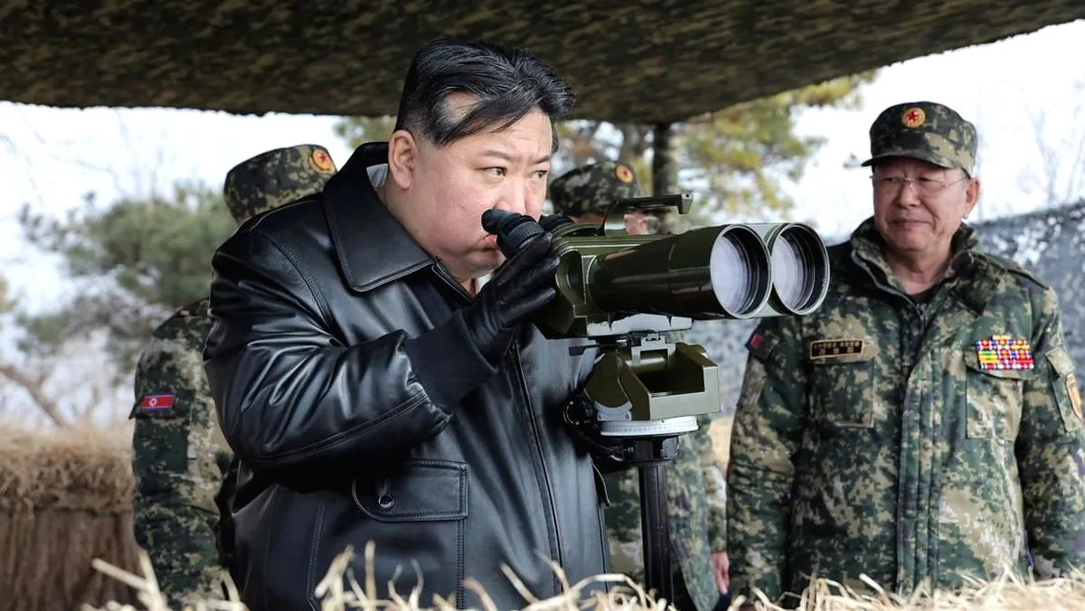 Rusia Siap Kerahkan 50.000 Pasukan Korea Utara untuk Serang Donbas Pemimpin korea utara kim jong un memandu latihan tentara rakyat