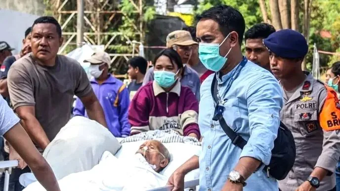 Penanganan korban gempa NTT