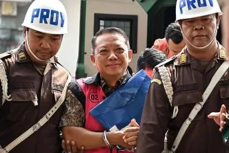 Praperadilan febrie adriansyah ditolak
