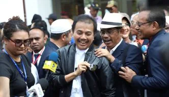 Setelah Ijazah Fisik Ditunjukkan, Roy Suryo Dinilai Ubah Narasi soal Ijazah Jokowi dari “Palsu” Jadi “99,9% Palsu” Roy suryo ijazah jokowi perubahan narasi