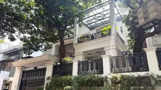 Rumah mewah febrie adriansyah