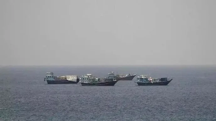 Selat hormuz masih ditutup