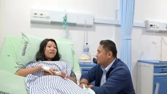 707 Siswa dan Guru SMKN 6 Semarang Diduga Keracunan MBG, Sudaryono Turun Tangan Ancam Bekukan Dapur Penyedia Sudaryono jenguk korban mbg semarang
