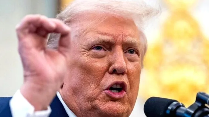 Trump Lagi-lagi Ancam Keras Iran: Armada Militer AS Siap Serbu, “Mereka Harus Bayar Kerusakan” Benarkah? Trump ancam iran armada militer
