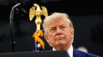 Trump Luncurkan “Perang Ekonomi” Terhadap Iran: Ancaman Sanksi Meluas ke Negara yang Tetap Berhubungan dengan Teheran Trump siapkan sanksi ekonomi terbesar untuk iran dan yang membela