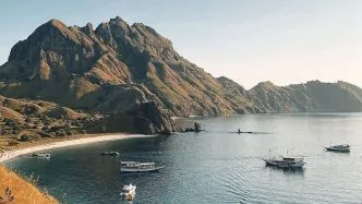 Tsunami labuan bajo 0.3 meter