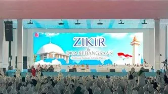 Ribuan Jemaah Padati Monas, Zikir Kebangsaan HUT RI 2026 Berlangsung Khidmat Tanpa Kehadiran Prabowo Zikir doa kebangsaan monas hut ri 81