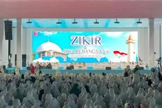 Ribuan Jemaah Padati Monas, Zikir Kebangsaan HUT RI 2026 Berlangsung Khidmat Tanpa Kehadiran Prabowo Zikir doa kebangsaan monas hut ri 81