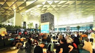 Bandara Soekarno Hatta Masih Tutup, Penumpang Tidur di Terminal