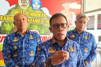 Bupati Tapanuli Tengah Masinton Pasaribu Tanggapi Santai Wacana Pemakzulan Dirinya, “Saya Tidak Akan Mundur” Bupati Tapanuli Tengah Masinton Pasaribu