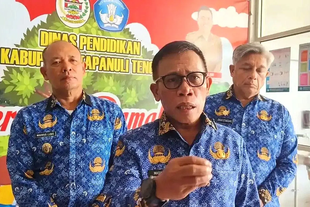 Bupati Tapanuli Tengah Masinton Pasaribu Tanggapi Santai Wacana Pemakzulan Dirinya, “Saya Tidak Akan Mundur” Bupati Tapanuli Tengah Masinton Pasaribu