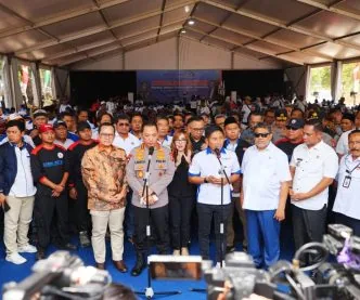 Kapolri: Perusahaan Temukan Premanisme dan Pungli Segera Laporkan ke Polisi Di Hadapan 2.000 Pekerja, Kapolri Tekankan Keamanan Kawasan Industri dan Hak Buruh