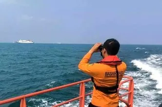 KN SAR 249 Permadi dikerahkan basarnas cari KM Virgo